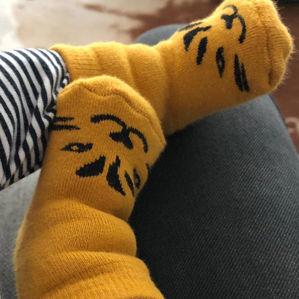 Soft baby booties Lucky the Tiger